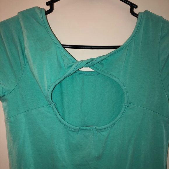 Teal Short sleeve top - cut out keyhole back - Picture 2 of 4